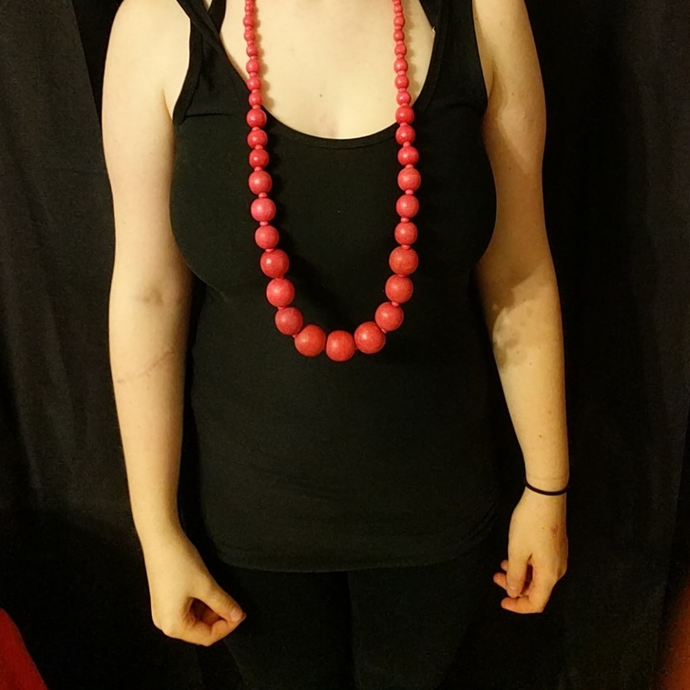 Pink 80s style necklace